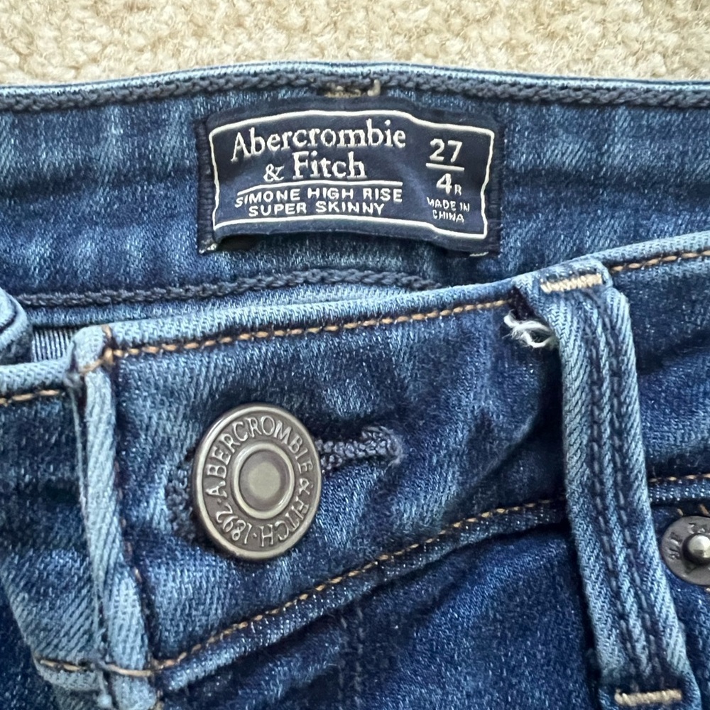 Abercombie Jeans